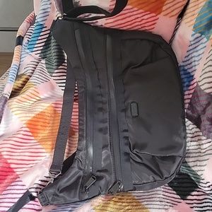 LUG Hippy Crossbody bag